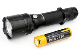 fd41-flashlight-with-battery