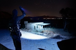fenix-pd35tac-flashlight-tactical-light